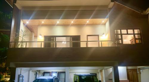 Zig Zag Ward House | 180 Degrees Self-Catering