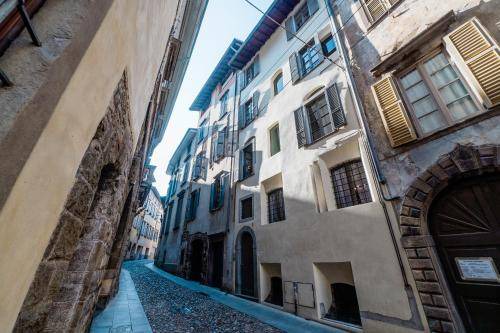 Citta Alta Apartment | 180 m² Apartment ∙ 3 bedrooms ∙ 10 guests