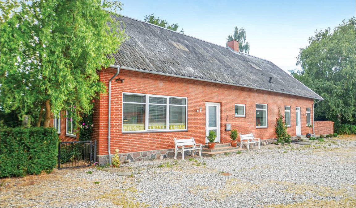 Sakskobing House | 180 m² Farmhouse ∙ 4 bedrooms ∙ 10 guests