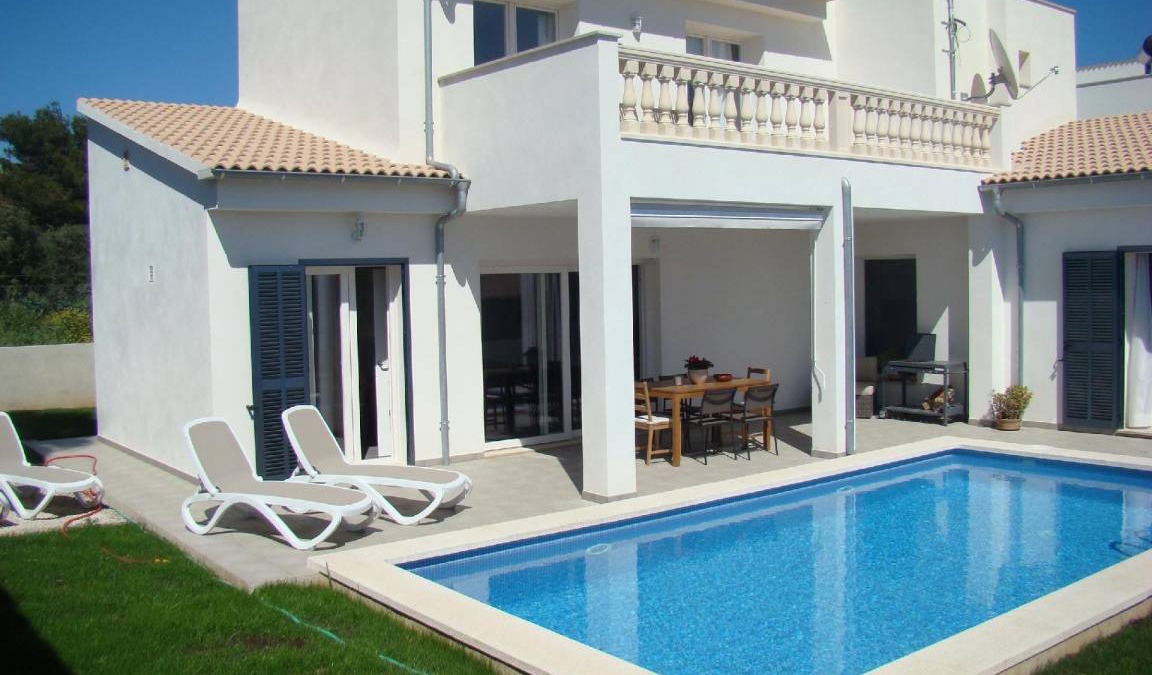 Cala Bona House | 180 m² House ∙ 4 bedrooms ∙ 8 guests