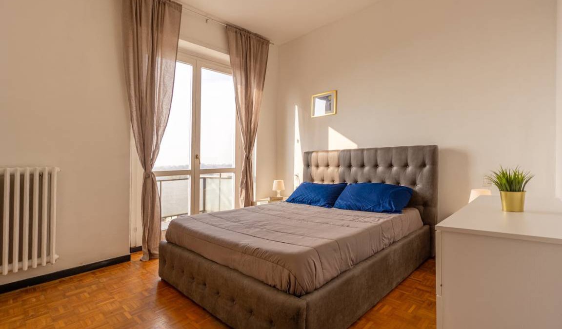 Cesano Boscone Resort | 180 m² Private room ∙ 1 bedroom ∙ 2 guests