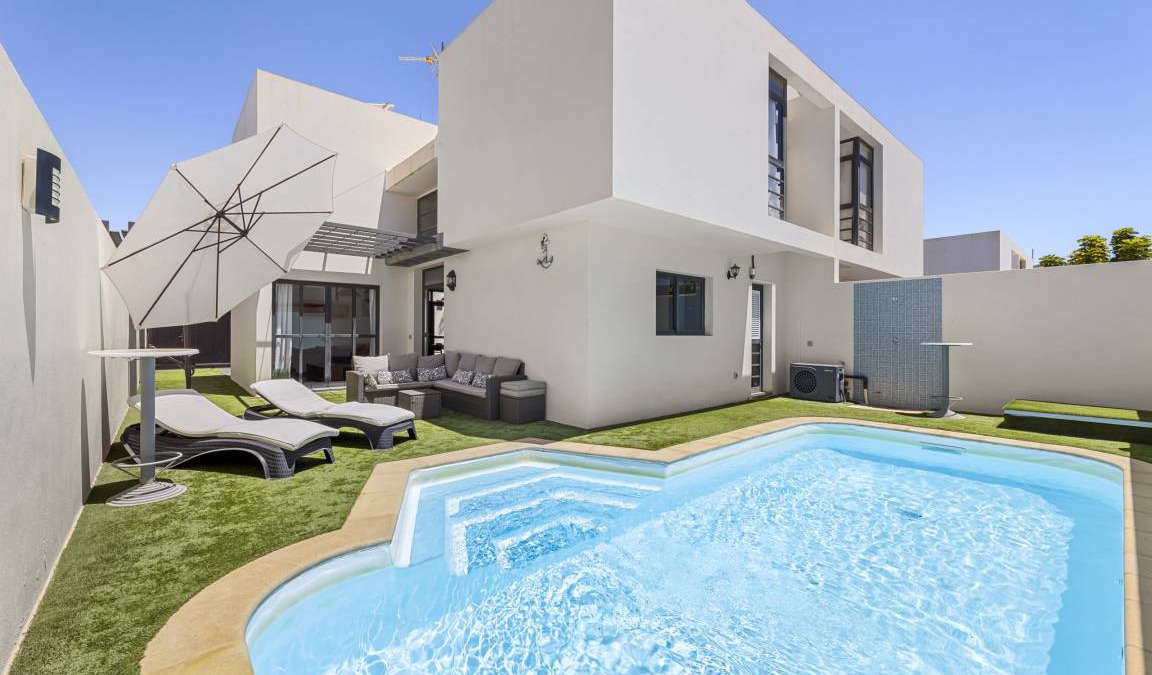 Costa Teguise Villa | 180 m² Villa ∙ 3 bedrooms ∙ 5 guests