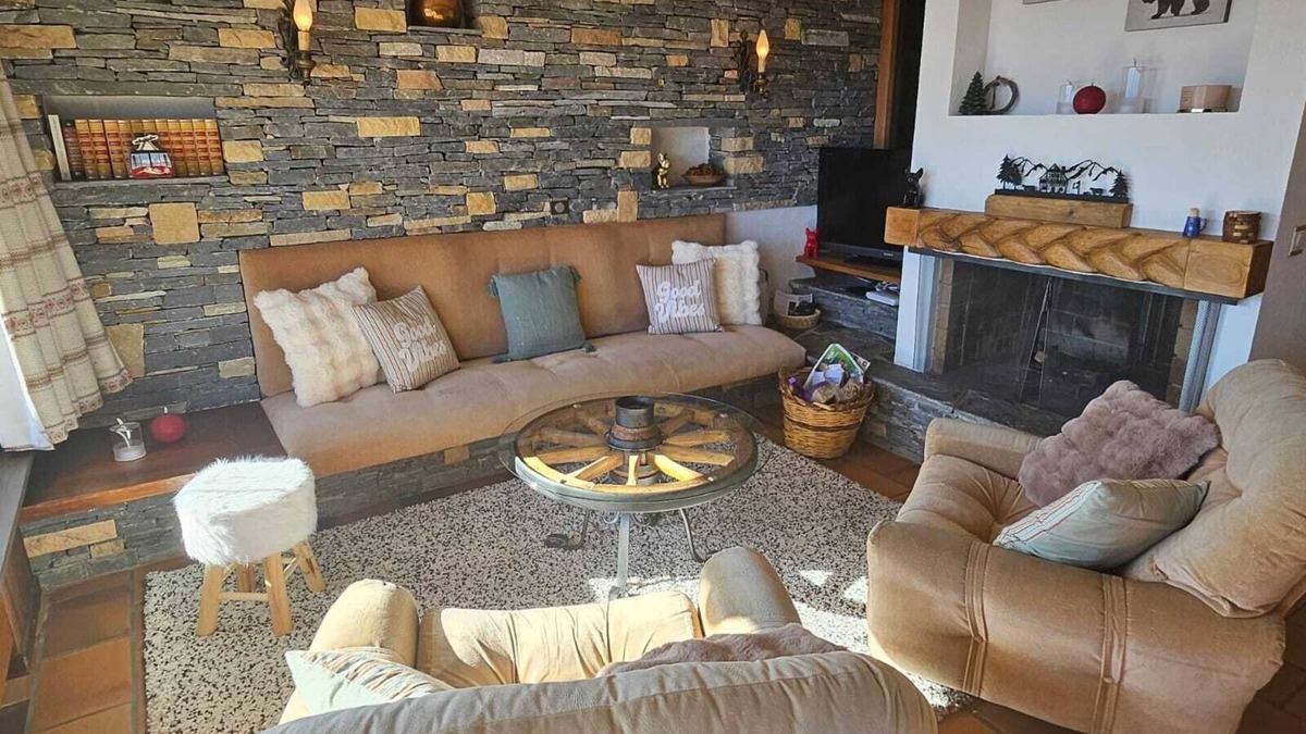 Anzere Apartment | 180° view - At the foot of the slopes - Typical and alpine