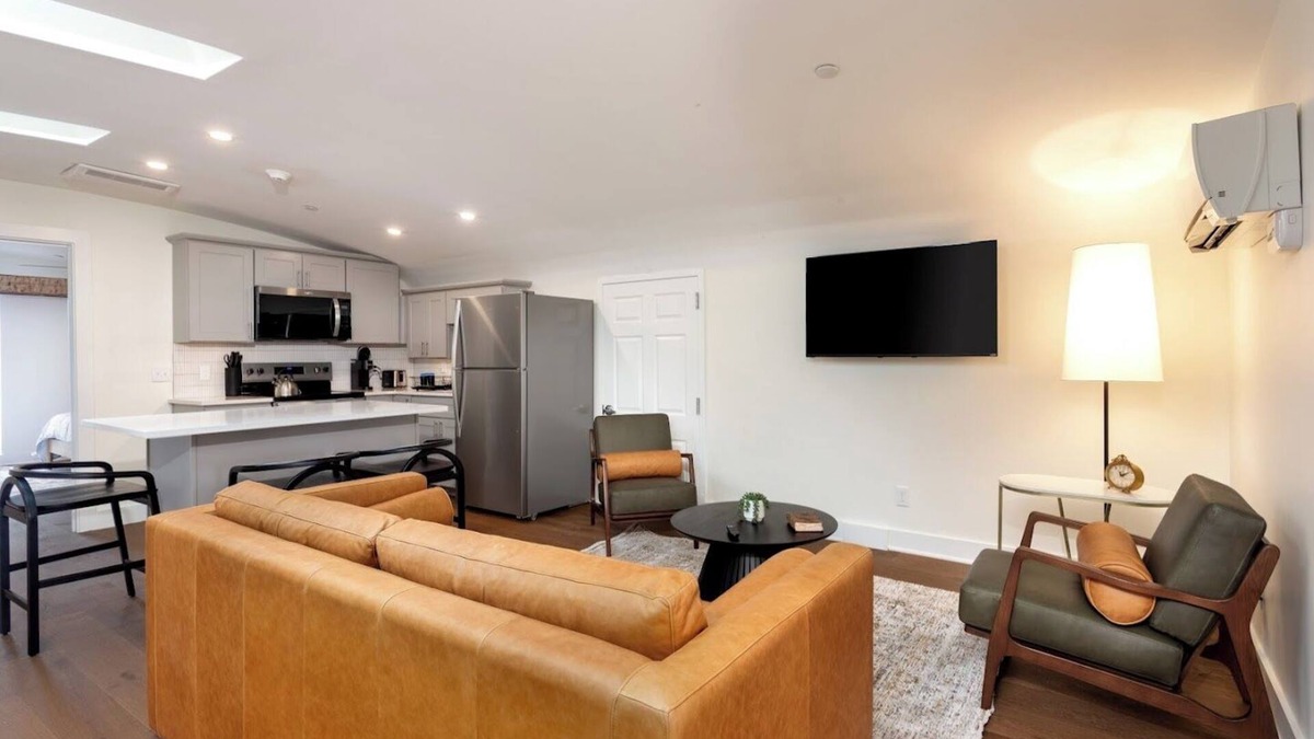 Lewiston Apartment | 1812- Frontier House