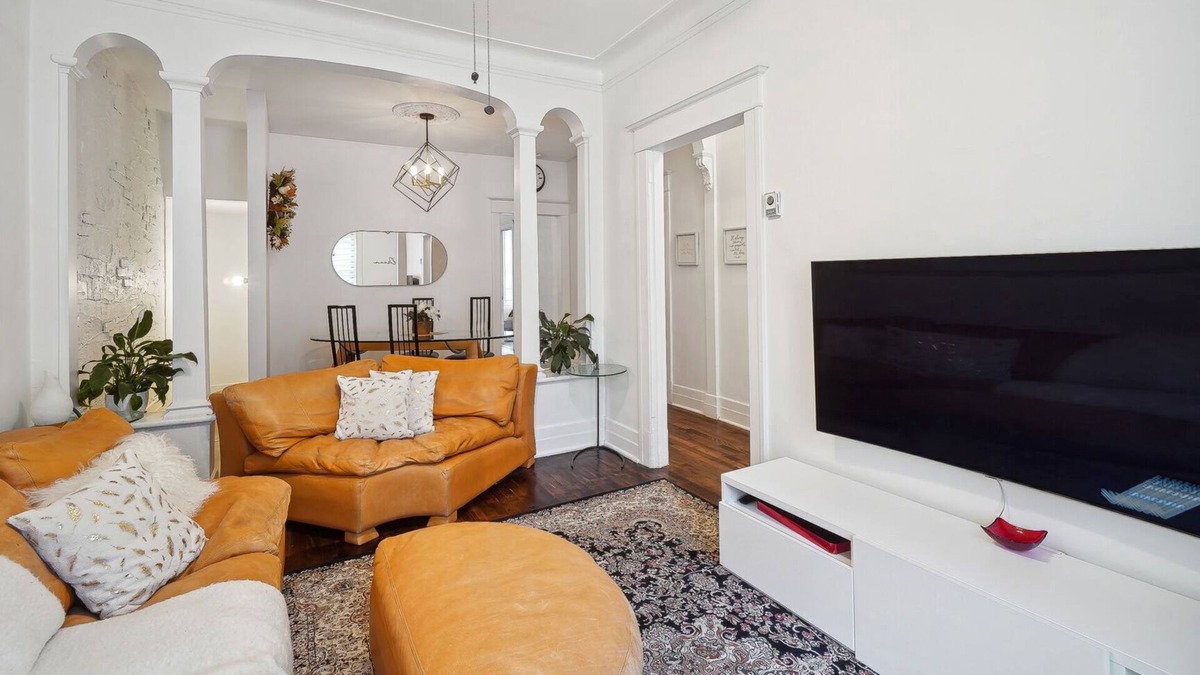 Verdun Apartment | #182 Spacious 2 Floors Apt in Verdun with Backyard