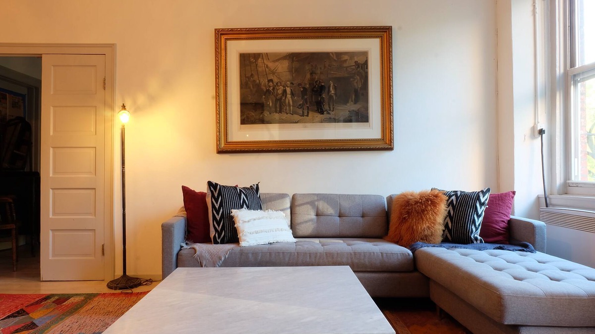 Chinatown Apartment | 1830’s Historic Merchant House on the park downtown NYC Lower east side