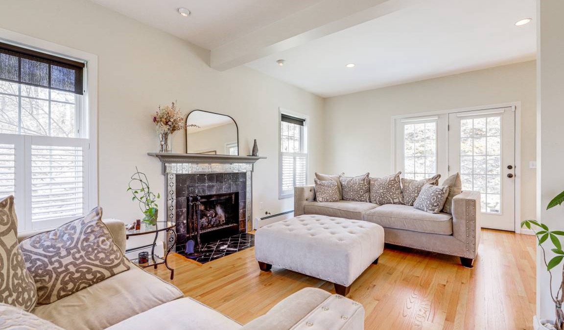 Old Mystic House | 185 m² House ∙ 3 bedrooms ∙ 6 guests