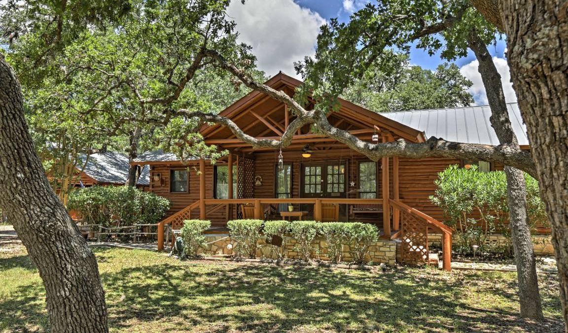 Canyon Lake House | 185 m² House ∙ 3 bedrooms ∙ 12 guests