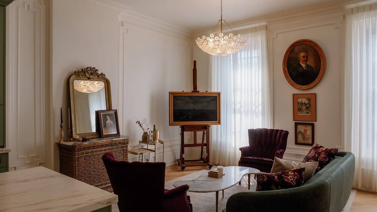 Port Hope Apartment | 1850s Parisian Pied-A-Terre on Port Hope’s Main Street