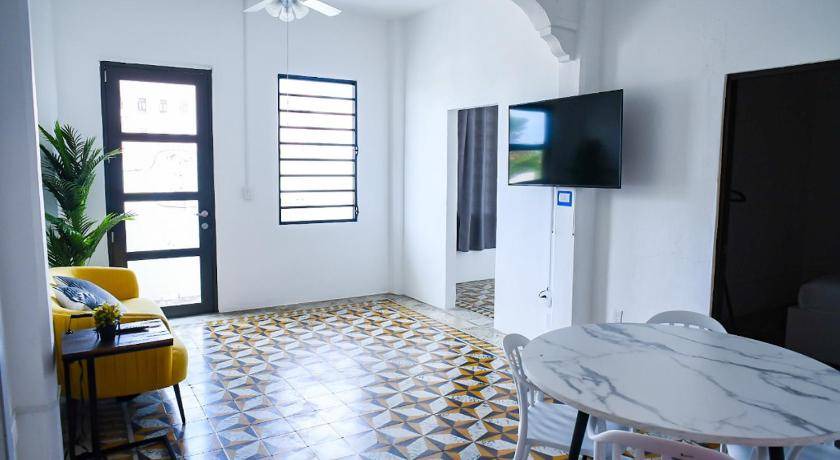 Puerta de Tierra Apartment | 186 m² Apartment ∙ 2 bedrooms ∙ 4 guests