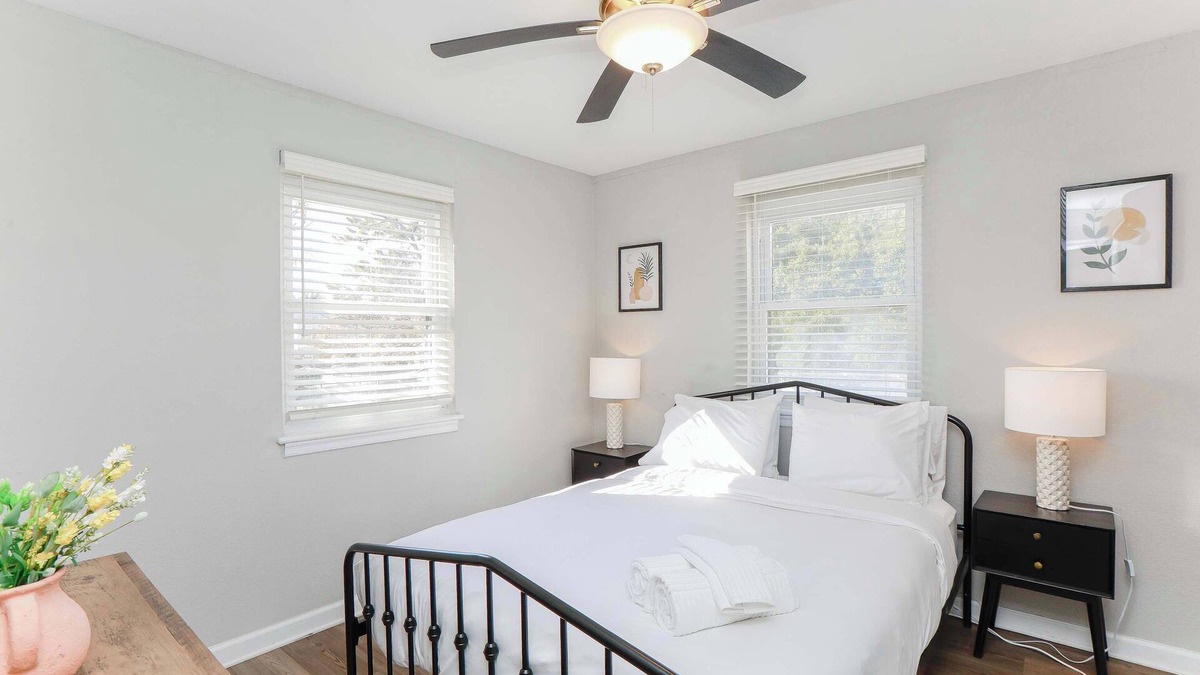 Bayview Apartment | 1866 EOV Haven Suite