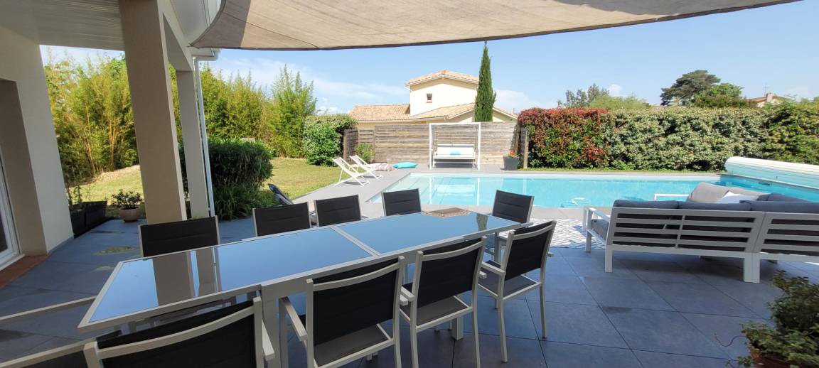 Aussonne House | 187 m² Gîte ∙ 4 bedrooms ∙ 8 guests
