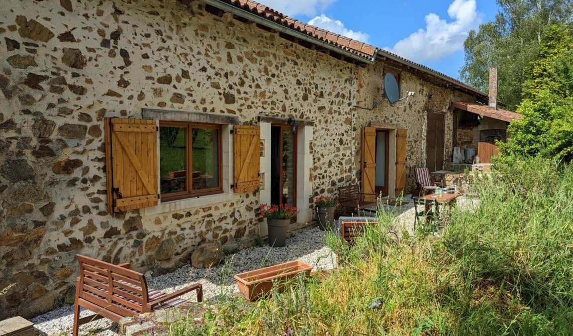 Massignac Cottage | 188 m² Cabin ∙ 3 bedrooms ∙ 6 guests