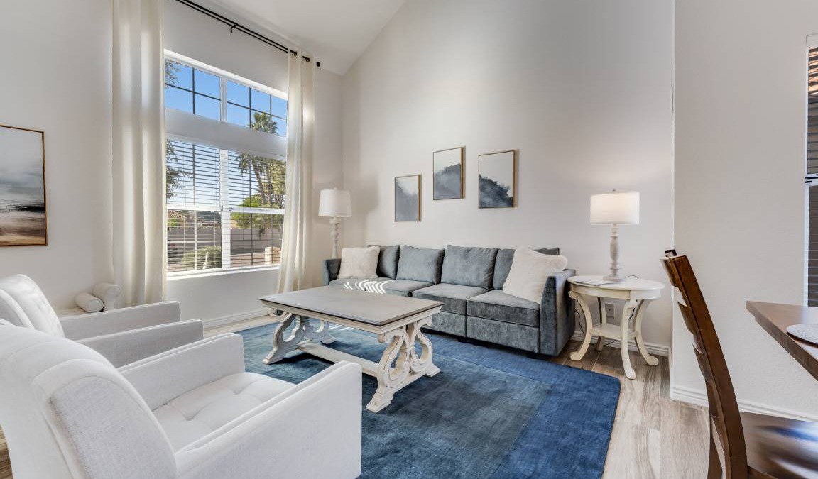 Foothills House | 189 m² House ∙ 3 bedrooms ∙ 8 guests