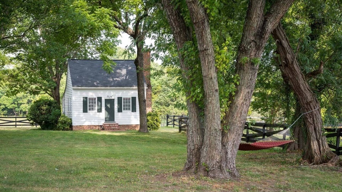 Zion Crossroads House | 18th Century Charming Bungalow #127 Pool & Spa.