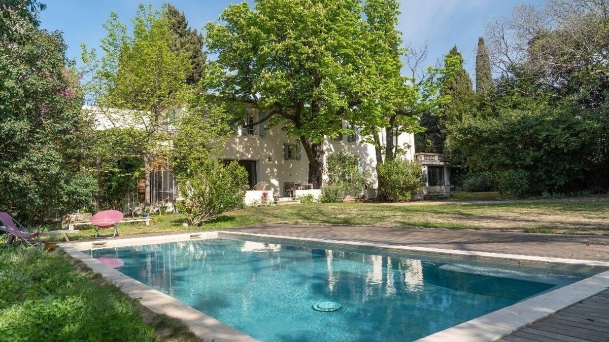 La Chamberte Other | 18th century farmhouse with park in the heart of town