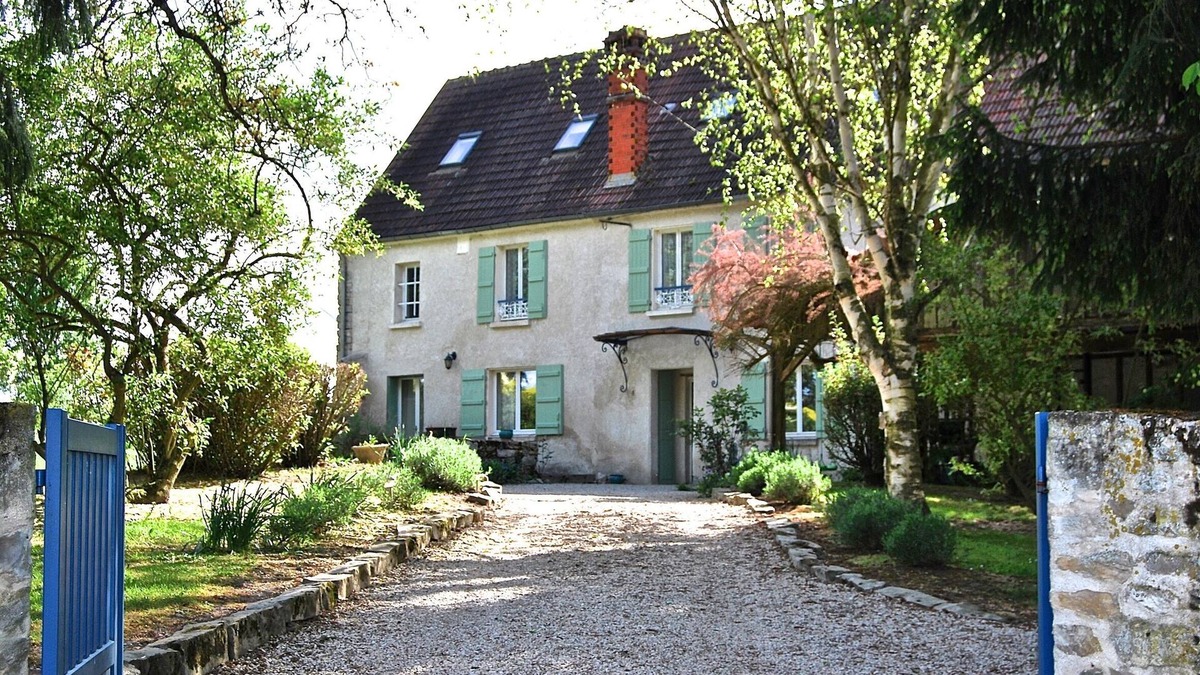 Priez House | 18th Century property 1h from Paris