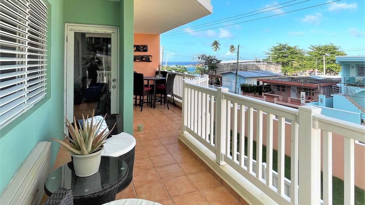 Bajura Apartment | #19 - 2 King, 1 Queen BR Beach Apartment @ Isabela
