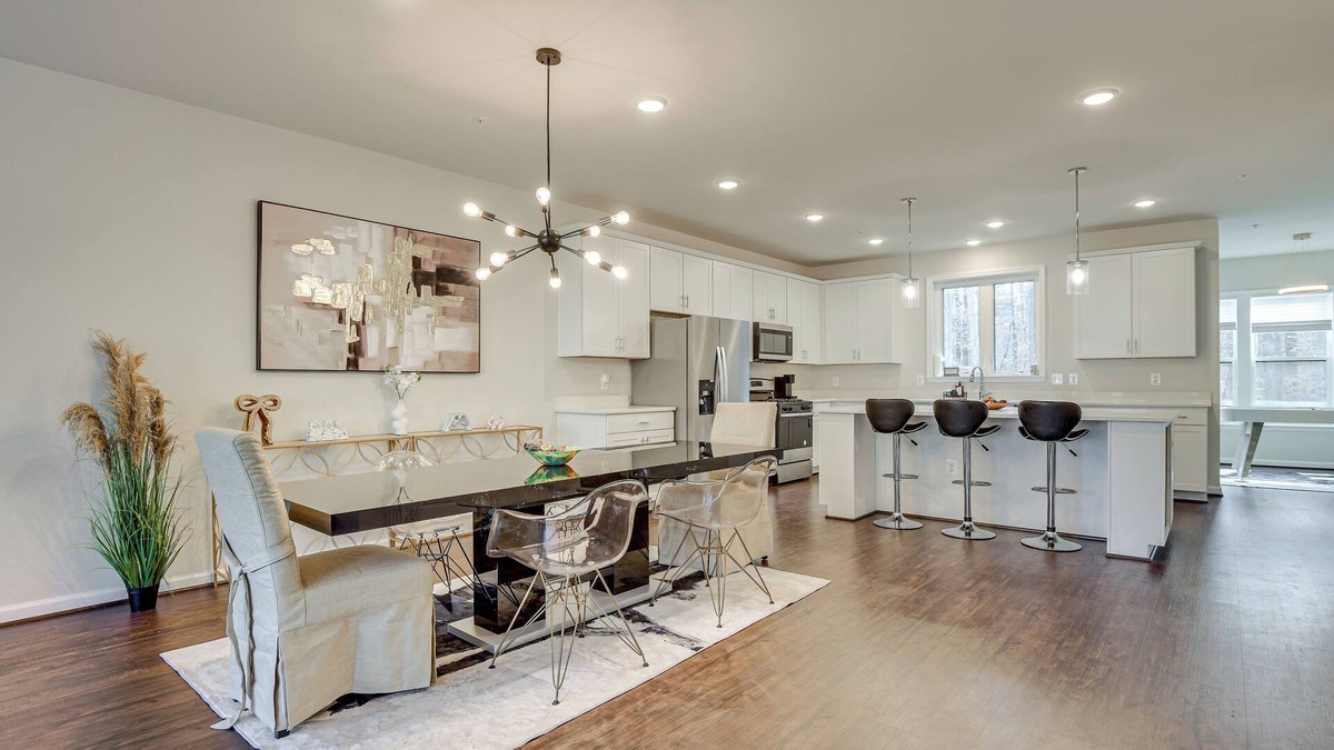 Fort Meade House | 19 Mi to Baltimore: Townhome in Maryland City