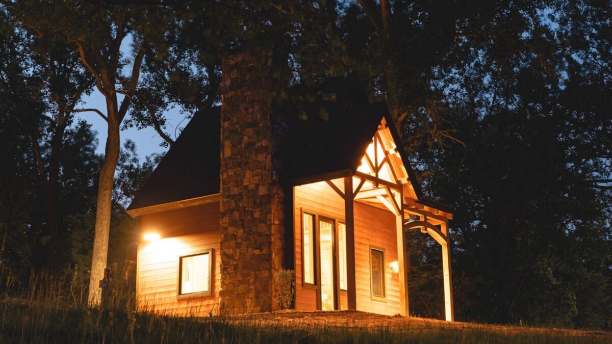Laura House | #19 Raccoon Retreat