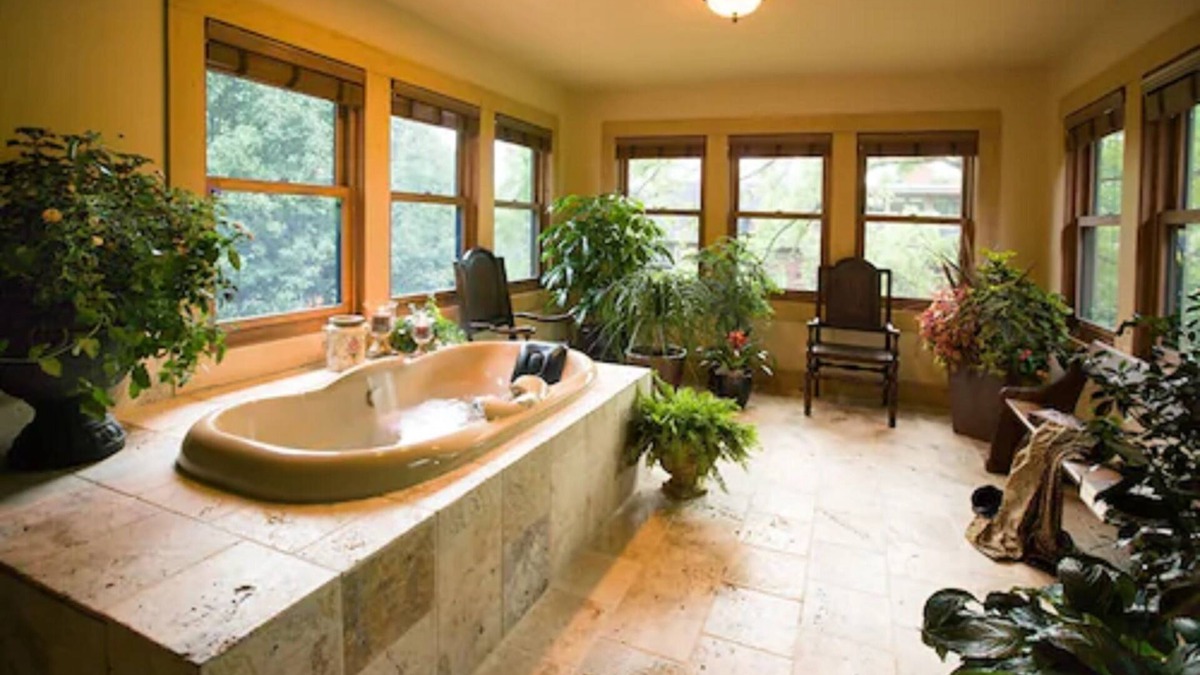 Historic Montford Bed & Breakfast | 1900 Inn on Montford