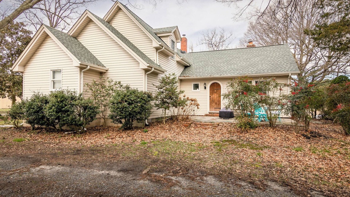 Salisbury Other | 1900's Modern Farmhouse on 7.5 private acres