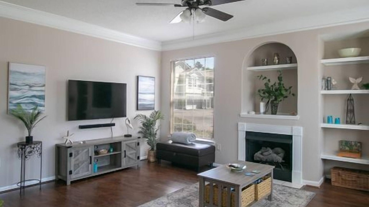 Gulfport Condo | 1901v Palm Tree Breeze Just a short walk to the Beach
