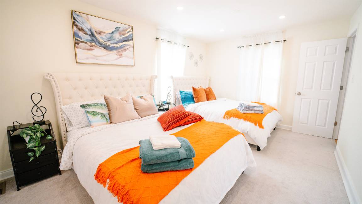 Falls Church House | 191 m² House ∙ 5 bedrooms ∙ 20 guests