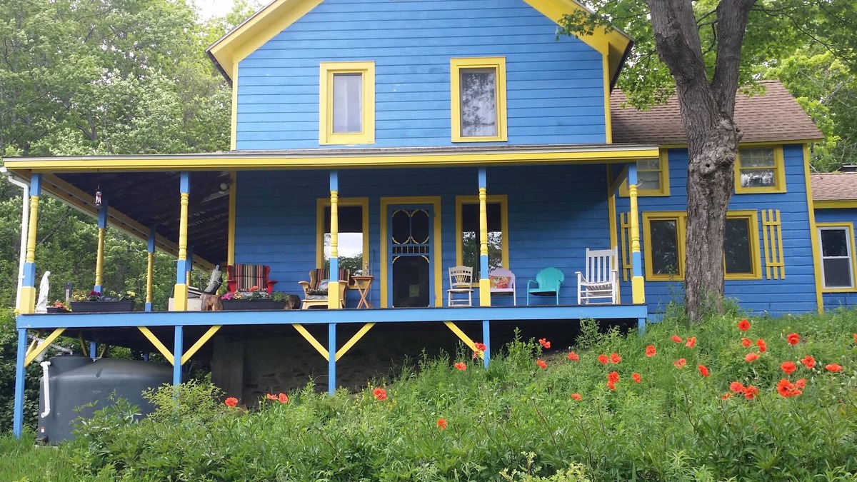 Catskill House | 1910 Whimsical 6 bedroom, 2 bath, great porch, fireplace, spacious , near skiing