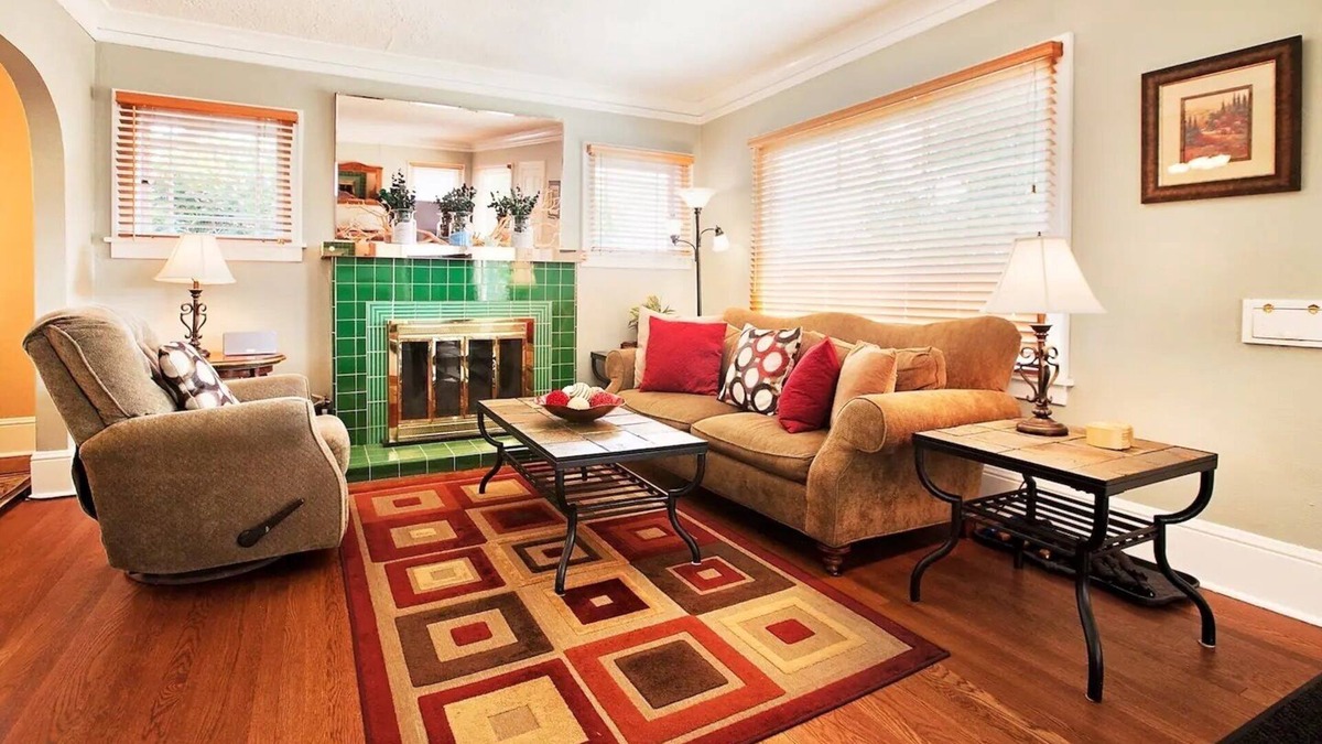 King House | 1925 Craftsman, Centrally Located, Hot Tub, Family and Kid-Friendly, Large Groups/Gatherings