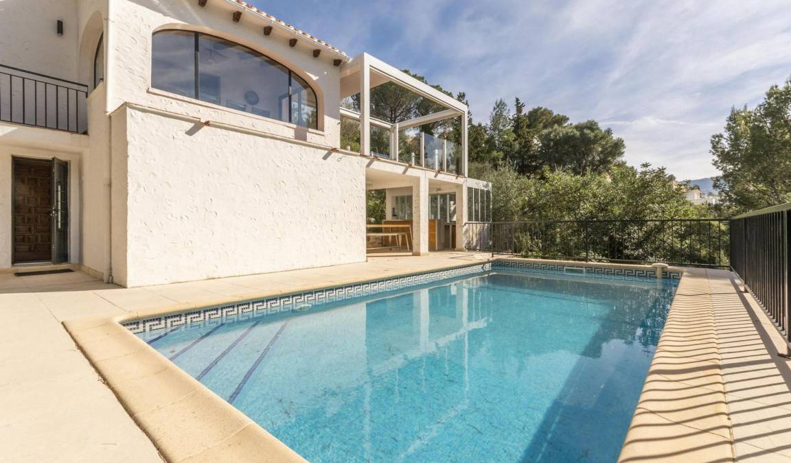 Orba Villa | 193 m² Villa ∙ 4 bedrooms ∙ 8 guests