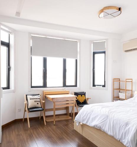Huaihai Road Commercial Area Apartment | 1930 French Minimalist Apartment