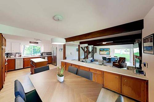 Manana West House | 195 m² House ∙ 3 bedrooms ∙ 8 guests