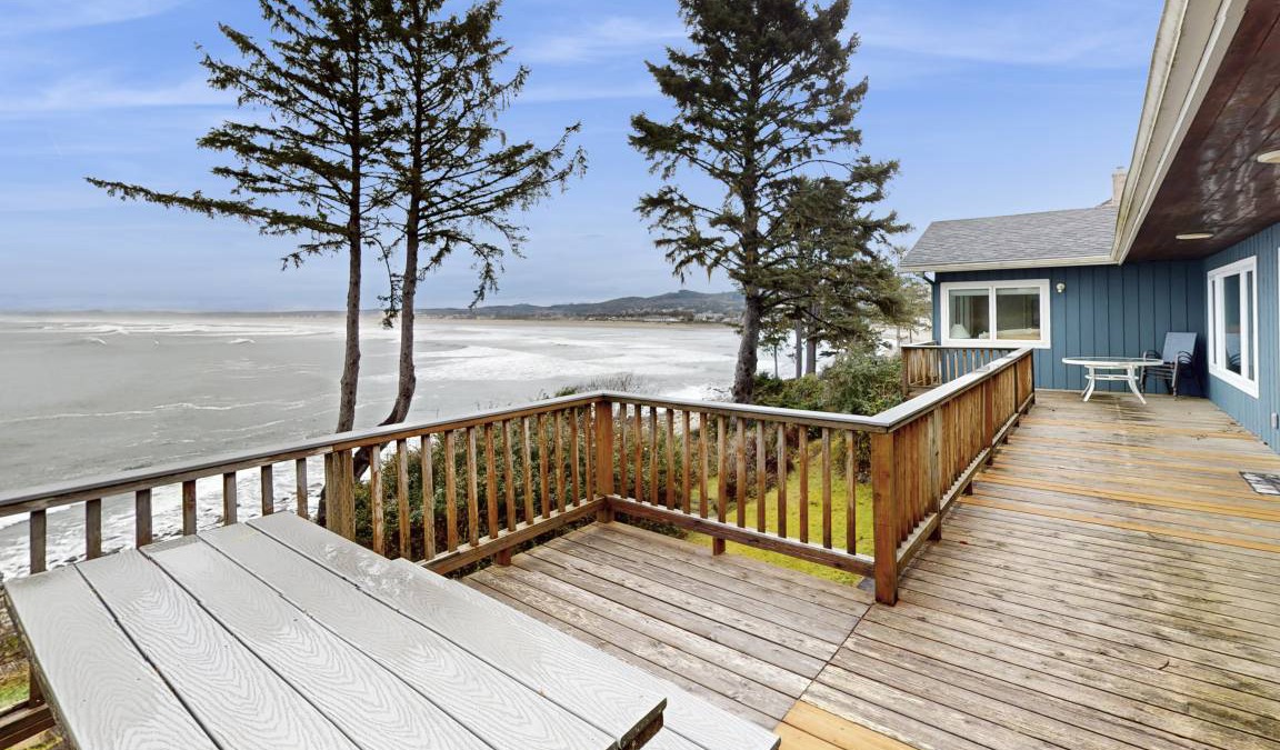 Seaside House | 195 m² House ∙ 4 bedrooms ∙ 9 guests