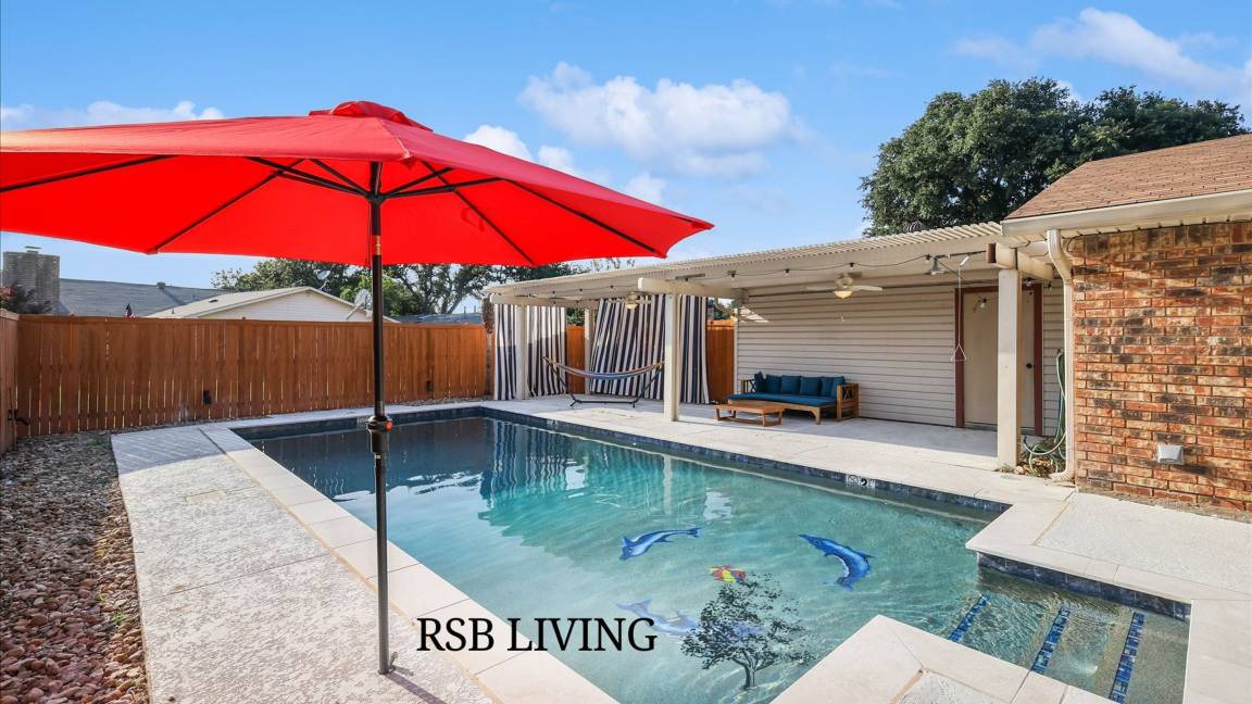 Northeast Carrollton House | 197 m² House ∙ 4 bedrooms ∙ 8 guests