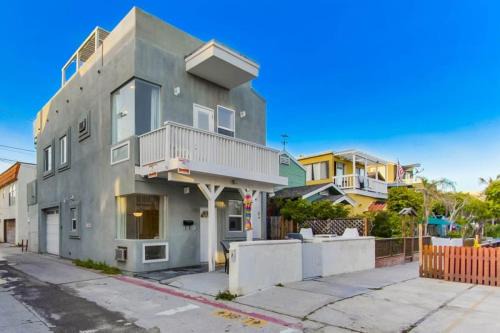 Mission Beach House | 199-Surf Stars Combo