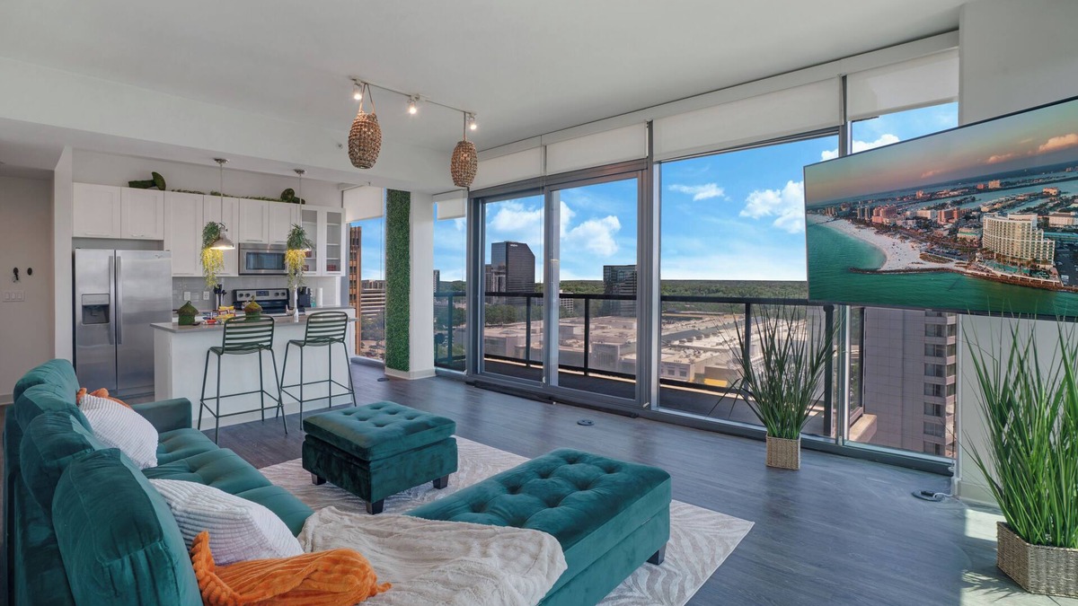 North Buckhead Apartment | 19th Floor Private Balcony, Panoramic View, 24 hr security, Private Garage, Pool