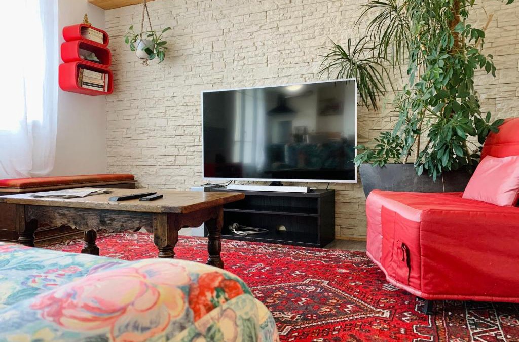 Secteur 4 Apartment | #1A - Le Bouquet