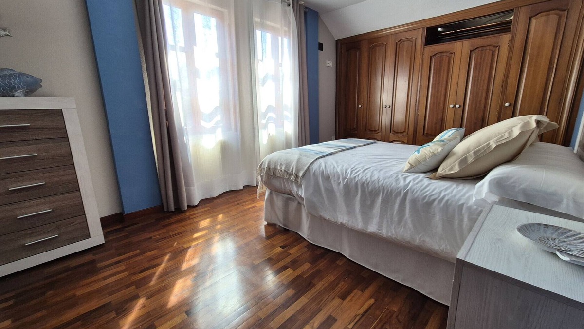 Cimadevilla Apartment | 1A152 Apartamentos el Veleru Popa