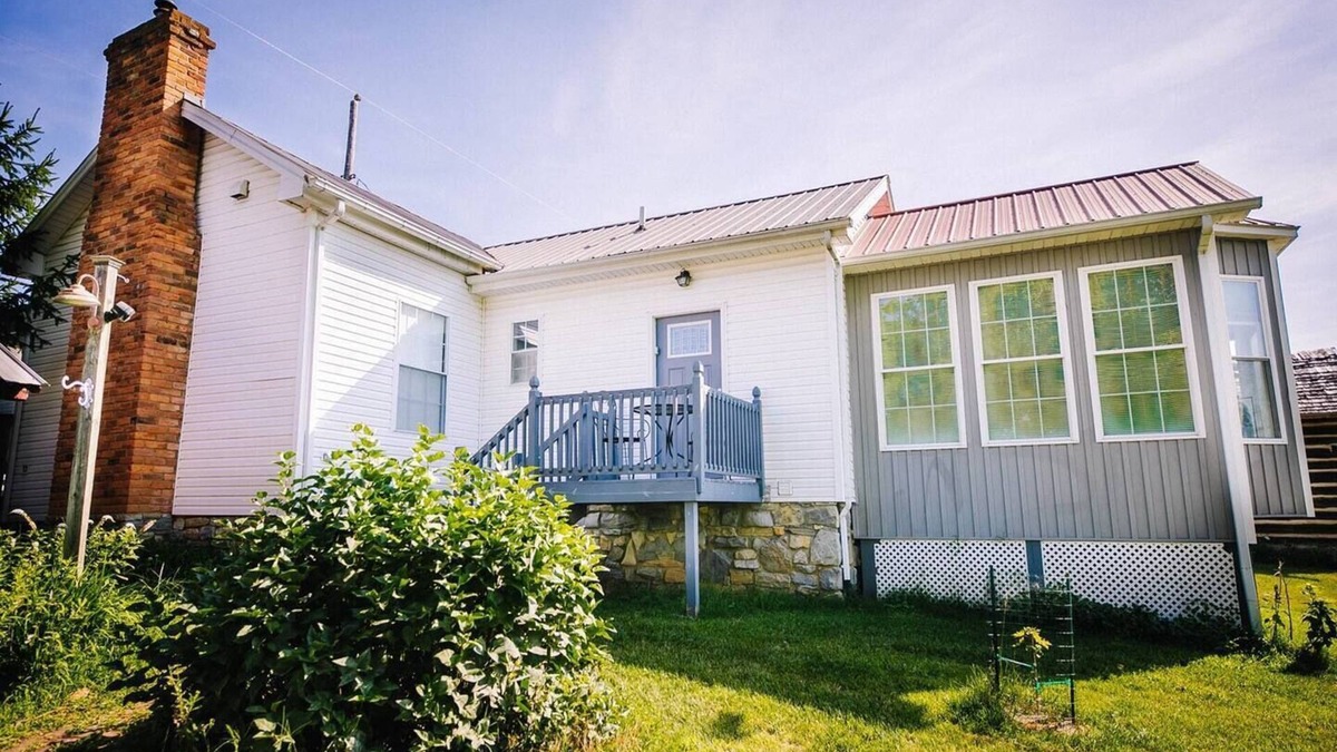 Newbern Cabin | 1B/S2 Cottage/Dublin/Ideal for Nurses/Contractors