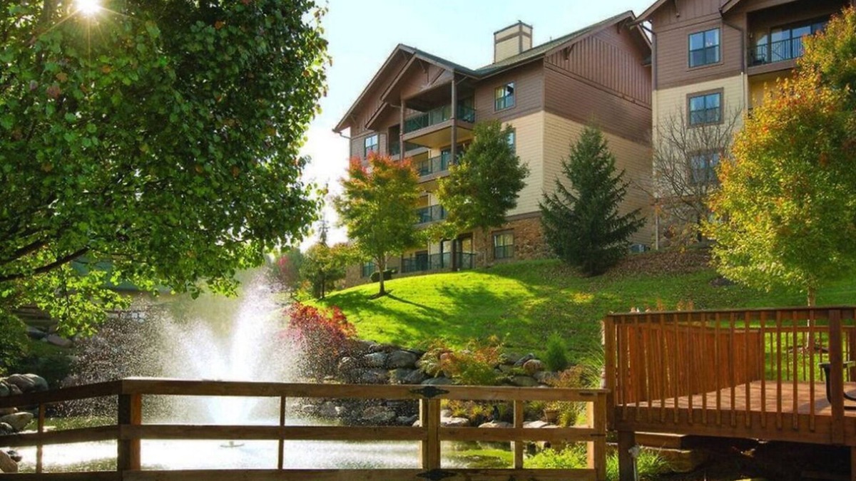 Sevierville Resort | 1Bed/1Bath - Smoky Mountains Resort! Stunning Views, Pools, and More!