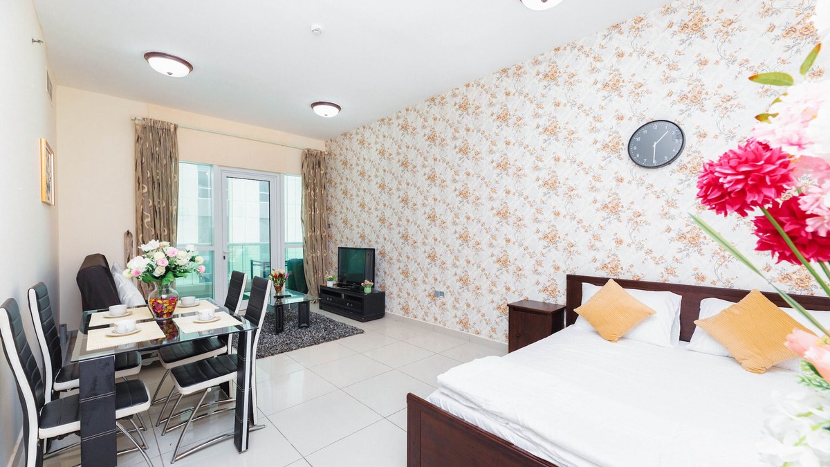 Dubai Media City Apartment | 1bhk in Dubai Marina with a Huge Space of 6 Family Members