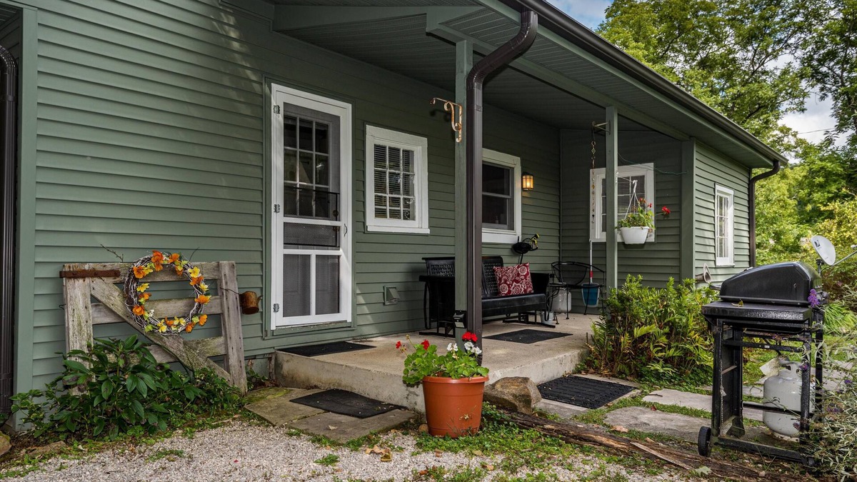Nashville Cottage | 1BR, 1BA cottage