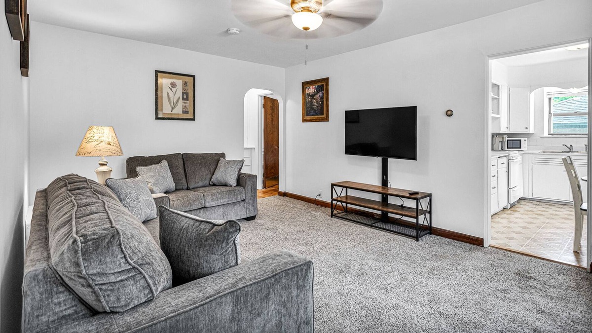 Cedarburg Apartment | 1BR/1BTH Apt/Beautifully Renovated/Walk to Downtown/Festivals/Historic 4 Plex