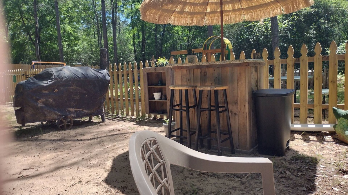 Plantersville House | 1BR 32' RV Texas Renaissance Festival 5 min. The Street is 1 from HBO Series.