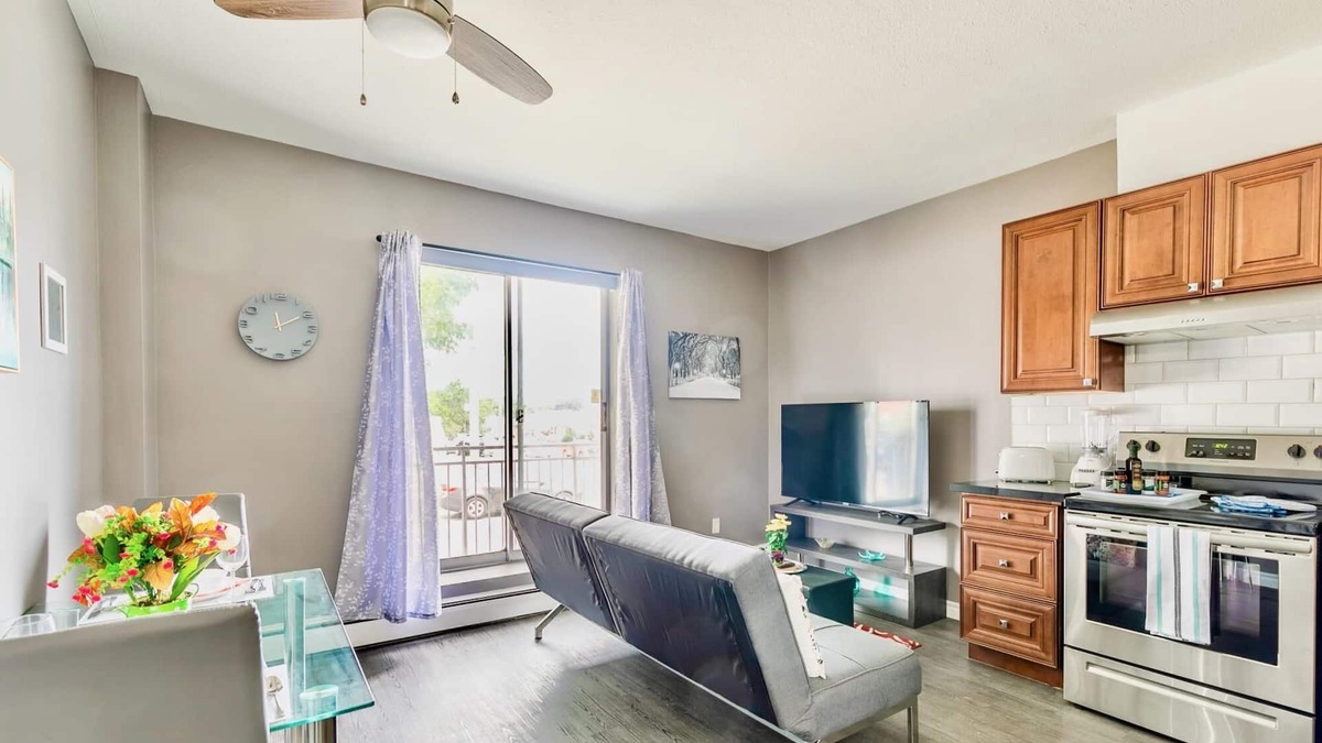Rosedale Apartment | 1BR Apt With King Bed Netflix - Prime Location