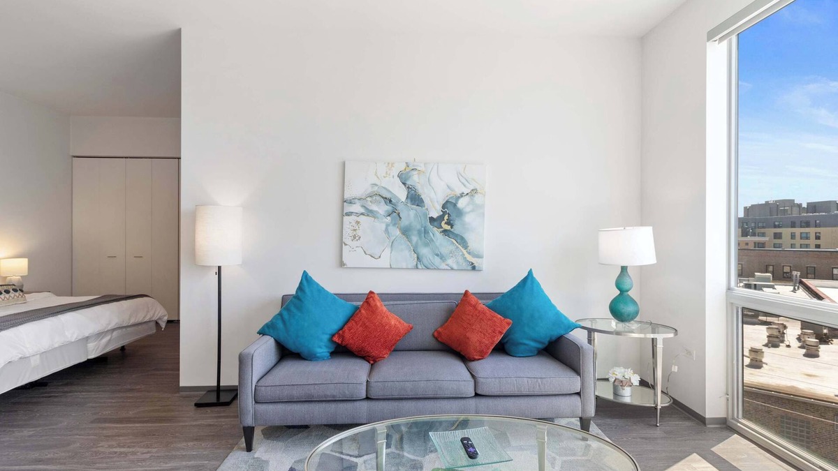 Palmer Square Apartment | 1BR City Loft With Modern Glass Views