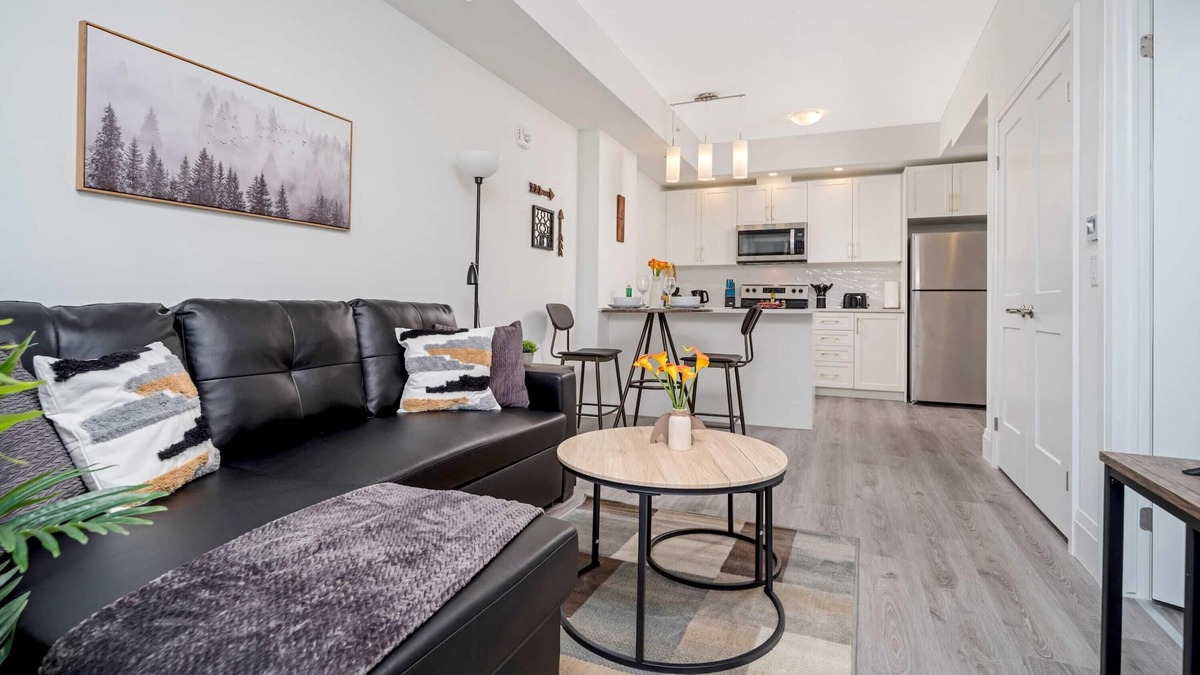 Kitchener Condo | 1BR Condo with Beautiful Views - Near the Park!