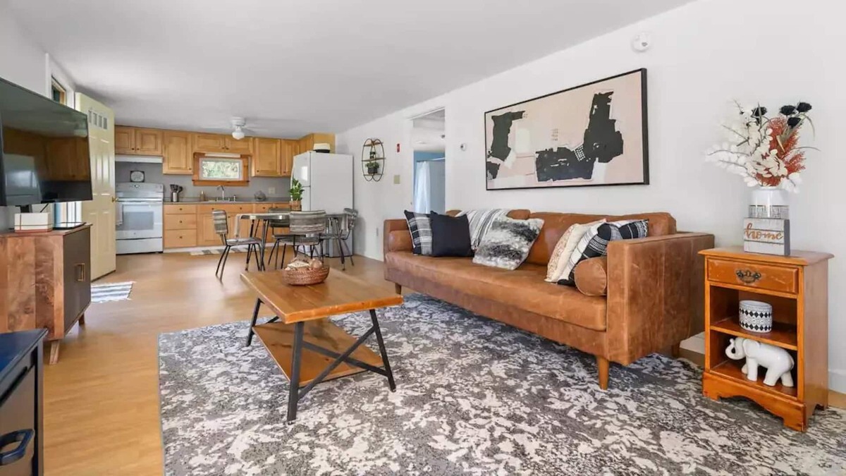 Brandon House | 1BR Home close to Brandon VT!