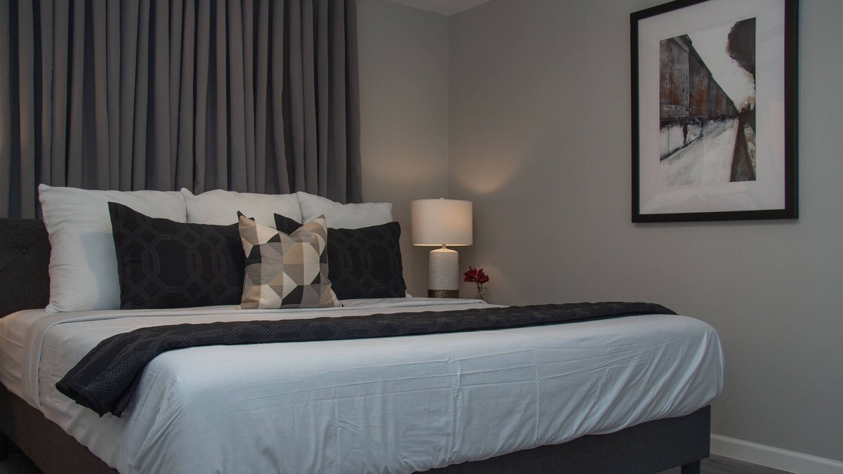 Neartown Apartment | 1BR Keys To Montrose 03! Downtown, Medical Center ⭐️⭐️⭐️⭐️⭐️